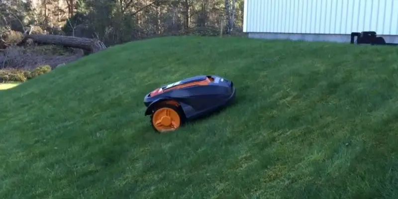 3 Best Robot Lawn Mowers for Hills and Slopes in oneSmartcrib.com